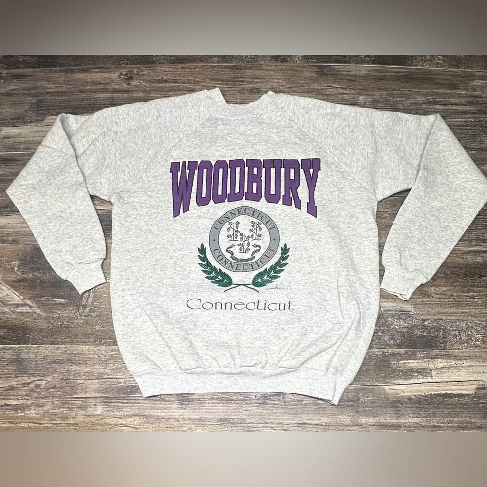 Vintage 1992 Woodbury Connecticut Crewneck USA Made Hanes Large GUC